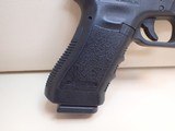 Glock 22 .40S&W Gen 3 4.5" Barrel Semi Auto Pistol w/ 15rd mag - 2 of 17