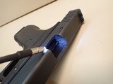 Glock 22 Gen 2 .40S&W 4.5" Barrel Semi Auto Pistol w/ 10rd Mag, Holster ***SOLD*** - 12 of 16