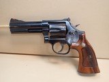 Smith & Wesson Model 586 Distinguished Combat Magnum No Dash .357 Magnum 4"
Blued
1986mfg ***SOLD*** - 6 of 15