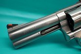 Smith & Wesson 686-6 .357 Mag 4