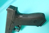 Glock 22 Gen 2 .40S&W 4.5