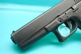 Glock 22 Gen 2 .40S&W 4.5