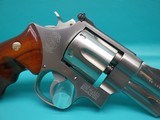 Smith & Wesson Model 624 Lew Horton .44spl 3