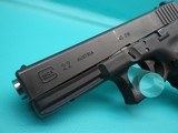 Glock 22 Gen 3 .40S&W 4.5