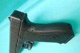 Glock 22 Gen 2 .40S&W 4.5