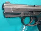 Smith & Wesson SW99 .40S&W 4