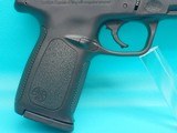 Smith & Wesson SD9VE 4