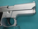 Smith & Wesson 469 