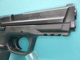 Smith & Wesson M&P40 .40S&W 4.25"bbl W/ Factory Box & Three 15rd Mags. - 5 of 24