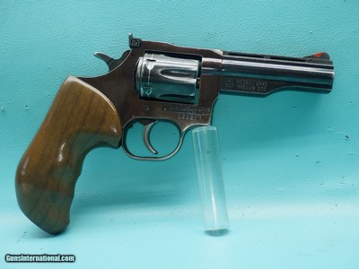 Dan Wesson 15-2 VS4 .357Mag 4"Bbl VR Monson Gun Combat Grip