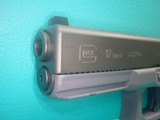 Glock 17 Gen 4 9mm 4.5" Bbl 17+1 Three Mags, Aftermarket Parts and SKB Hard Case - 9 of 25