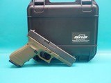Glock 21 Gen 4 .45 ACP 4.5" Bbl 13+1 Three Mags and SKB Hard Case - 1 of 25