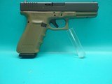 Glock 21 Gen 4 .45 ACP 4.5" Bbl 13+1 Three Mags and SKB Hard Case - 2 of 25