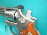 S&W Model 66-2 Combat Magnum stainless 357cal
2.5