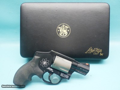 Smith & Wesson Model 340PD Airlite Sc .357Mag 2"Bbl Scandium Frame 5-Shot Hogue Grips Presentation Case