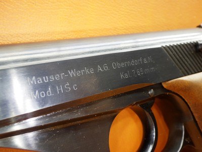 Magnificent Mauser HSc 7.65mm/.32acp 3.4"bbl, RARE Matching WWII German Police Issue w/ Eagle L stamp & Genuine Holster - Image 12 of 25