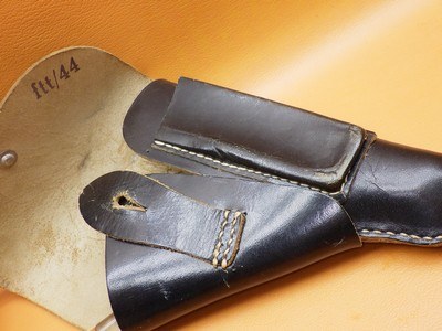 Magnificent Mauser HSc 7.65mm/.32acp 3.4"bbl, RARE Matching WWII German Police Issue w/ Eagle L stamp & Genuine Holster - Image 23 of 25