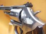 S&W 686-6 .357 Mag 7-Shot SS Tactical Finger Groove Stocks by Ahrends Number Matching Factory Box - Image 11 of 25