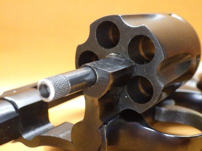 S&W Model 36 (No Dash) Chief's Special .38 SPL 1.875