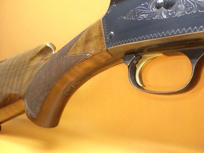 Browning Belgian A5 Light Twenty 20Ga 2-3/4" 26"Bbl in Rare Factory Fixed CYL Choke Mfg 1974 - Image 3 of 25