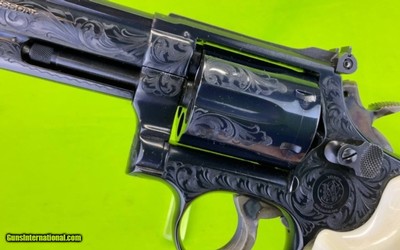 Exquisite Smith And Wesson S&W Factory Engraved 19 - 4 357 Mag Ivory Stocks - Image 3 of 17
