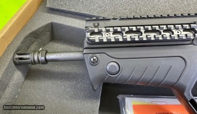Rare UNFIRED IWI TAVOR 5.56 NATO CARBINE SERIAL #8 COLLECTOR LEFT HANDED - Image 3 of 9