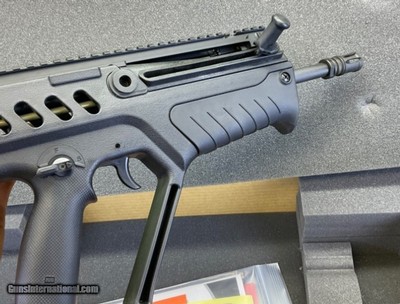 Rare UNFIRED IWI TAVOR 5.56 NATO CARBINE SERIAL #8 COLLECTOR LEFT HANDED - Image 8 of 9