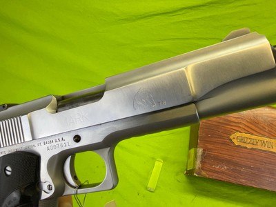 LAR GRIZZLY 45 Win Mag Hard Chrome MK MARK I Semi 1911 L.A.R. Box Collector - Image 7 of 19