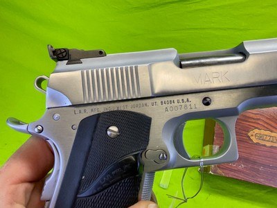 LAR GRIZZLY 45 Win Mag Hard Chrome MK MARK I Semi 1911 L.A.R. Box Collector - Image 6 of 19