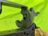 Colt 1873 Single Action Army SAA 44-40 WCF 5 1/2 3rd Gen MFG 1992 STAG Grip - 15 of 19
