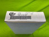 Colt 1873 Single Action Army SAA 44-40 WCF 5 1/2 3rd Gen MFG 1992 STAG Grip - 2 of 19