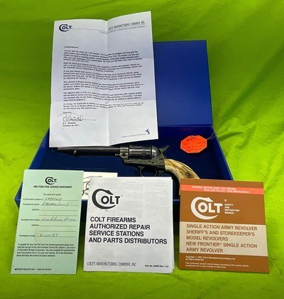 Colt 1873 Single Action Army SAA 44-40 WCF 5 1/2 3rd Gen MFG 1992 STAG Grip