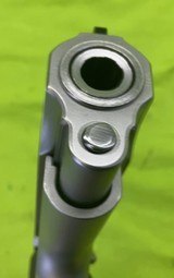 Smith & Wesson 1076 10mm FBI Model 4 Smith & Wesson 1076 10mm FBI Model 4