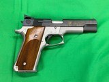 Smith & Wesson 745 Two Tone 45 ACP IPSC 10th Anniversary Box & 2 Magazines