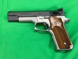 Smith & Wesson 745 Two Tone 45 ACP IPSC 10th Anniversary Box & 2 Magazines - 2 of 20