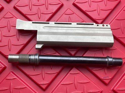 Mateba 6 Unica Sportiva Grifone Auto Revolver 454 Casull 8.5” Barrel Threaded #10 - Image 3 of 10