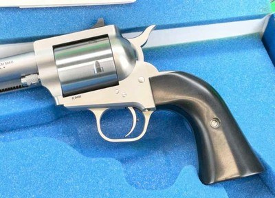 Unfired Freedom Arms 97 PREMIER 41 Remington Magnum 5 1/2” 1997 - Image 6 of 11