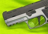 USED Sig Sauer P320 AXG 9MM Two Tone Stainless Blued 2 Tone CCW Semi Pistol - Image 3 of 8