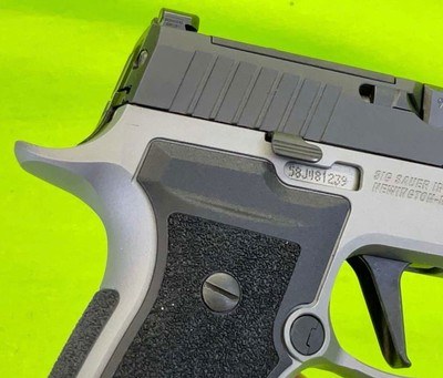 USED Sig Sauer P320 AXG 9MM Two Tone Stainless Blued 2 Tone CCW Semi Pistol - Image 5 of 8