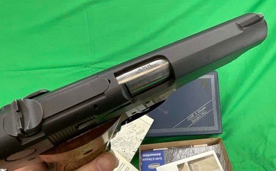 High Condition Smith & Wesson 39-2 9MM In Box 9X19 Luger S&W Semi Auto - Image 6 of 11