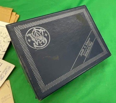 High Condition Smith & Wesson 39-2 9MM In Box 9X19 Luger S&W Semi Auto - Image 10 of 11