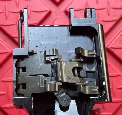 Surplus USGI M249 SAW Feed Tray & Complete Top Cover 5.56 FN FNH Belt Fed - Image 3 of 6