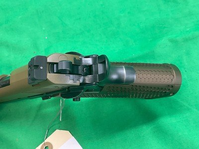 New Nighthawk Custom DELEGATE 1911 9MM Commander Rail Two Tone Double Stack - Image 13 of 16