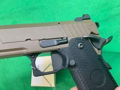 NIGHTHAWK Custom 2011 BDS9 Commander Double Stack 9MM IOS FDE Ported Ambi - Image 10 of 15