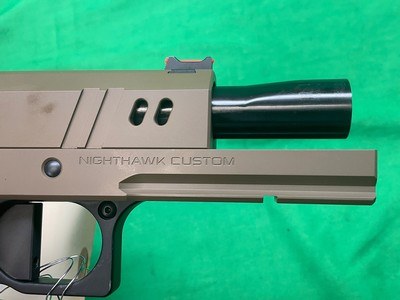 NIGHTHAWK Custom 2011 BDS9 Commander Double Stack 9MM IOS FDE Ported Ambi - Image 13 of 15
