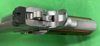 NEW NIGHTHAWK Custom Classic Commander Stainless 45 ACP Semi Auto 4.25 NHC - Image 10 of 12