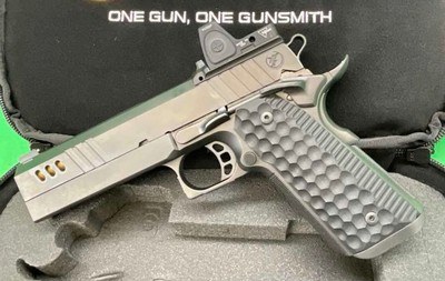 NIGHTHAWK CUSTOM 1911 PRESIDENT 9MM LUGER RMR IOS MATCH TARGET BULL SQUARE - Image 2 of 11