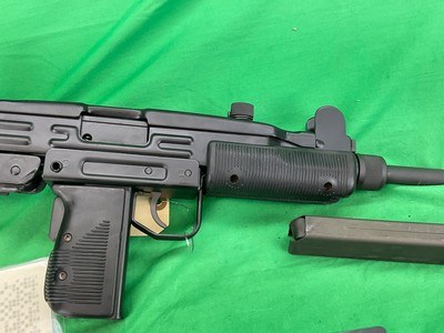 FULL AUTO TRANSFERABLE UZI SMG 9X19GROUP INDUSTRIES VECTOR ARMS UZI HR4332 9MM SMG REFURBISHED - Image 4 of 20