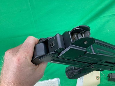 FULL AUTO TRANSFERABLE UZI SMG 9X19GROUP INDUSTRIES VECTOR ARMS UZI HR4332 9MM SMG REFURBISHED - Image 7 of 20