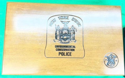 NEW YORK CONSERVATION POLICE SMITH & WESSON 19 357 MAG LIMITED ENGRAVED - Image 12 of 12